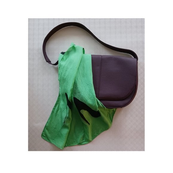 100% silk scarf - Picture 3 of 4